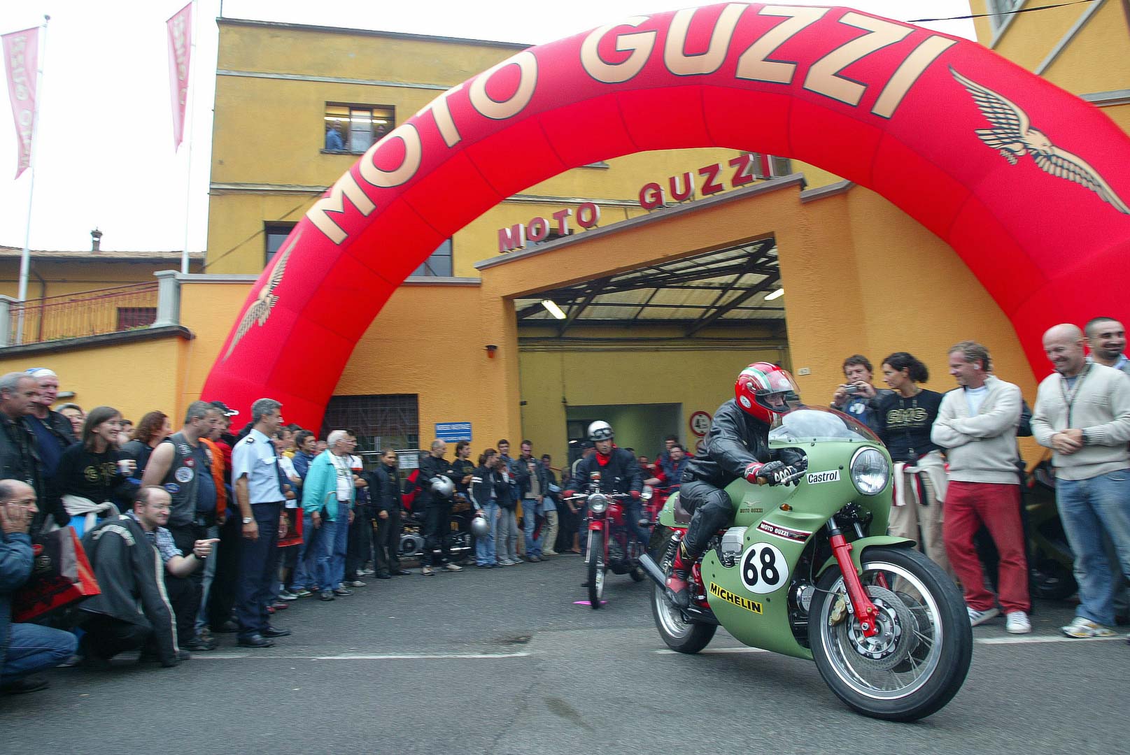 100e anniversaire de Moto Guzzi : Usine