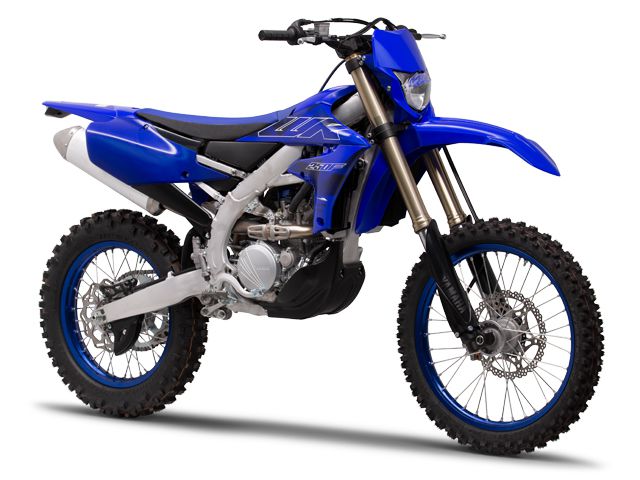 Adaptez la motocross YZ250F à la conduite enduro pour compléter la WR250F.