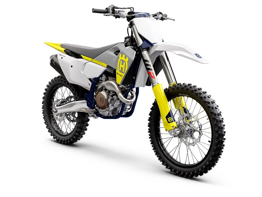 La Husqvarna FC 250 est une cousine de la 250SX-F de KTM.