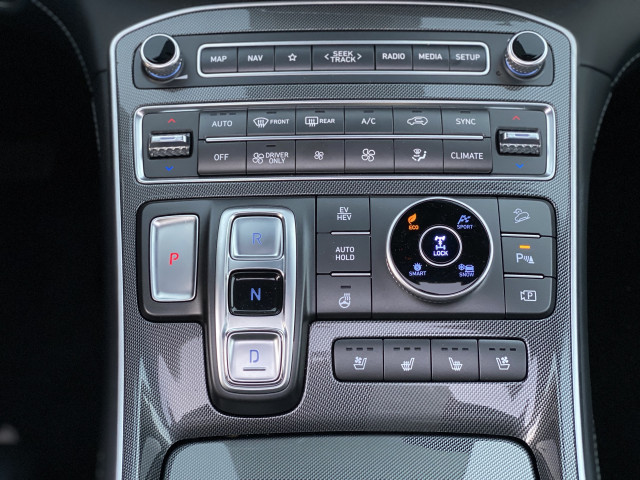 2022 Hyundai Santa Fe PHEV Limited