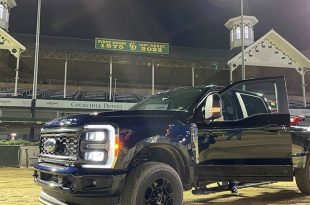 La Ford Super Duty 2023 bénéficie d'une puissance, d'une traction et d'une technologie améliorées.