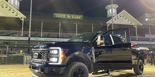 La Ford Super Duty 2023 bénéficie d'une puissance, d'une traction et d'une technologie améliorées.