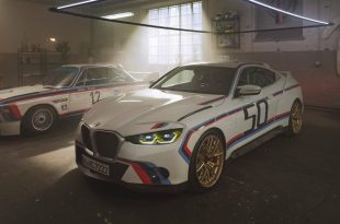 La BMW 3.0 CSL dévoilée dans le monde entier. Un hommage au modèle original des années 1970 : découvrez d'autres détails à l'intérieur.