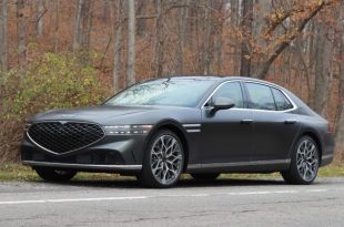 2023 Genesis G90 : premier essai routier : Plus de compromis