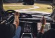 Regardez les ingénieurs de Lucid peaufiner l'Air Sapphire EV de 1200 ch - Autobala.com