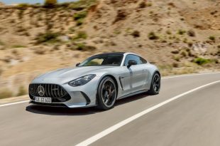 La Mercedes-AMG GT entre dans sa deuxième génération avec plus de puissance et plus de sièges - Autobala.com
