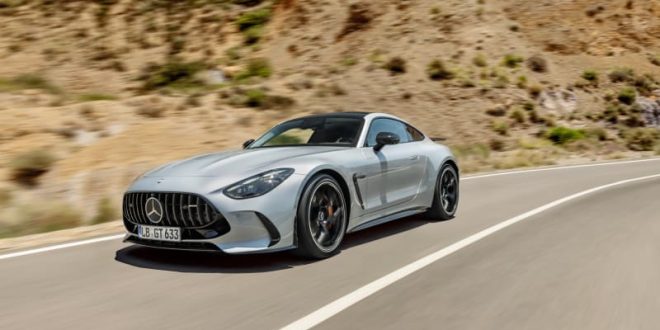 La Mercedes-AMG GT entre dans sa deuxième génération avec plus de puissance et plus de sièges - Autobala.com