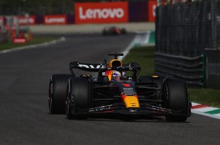Red Bull explique le problème tardif de Verstappen qui a stoppé la course au tour le plus rapide en F1 - Autobala.com